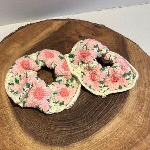 Pink Floral Crochet Hair Scrunchies